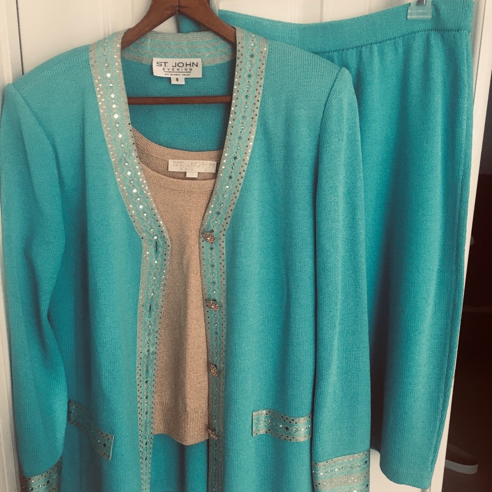 St John Knits Suit and shell - size 8